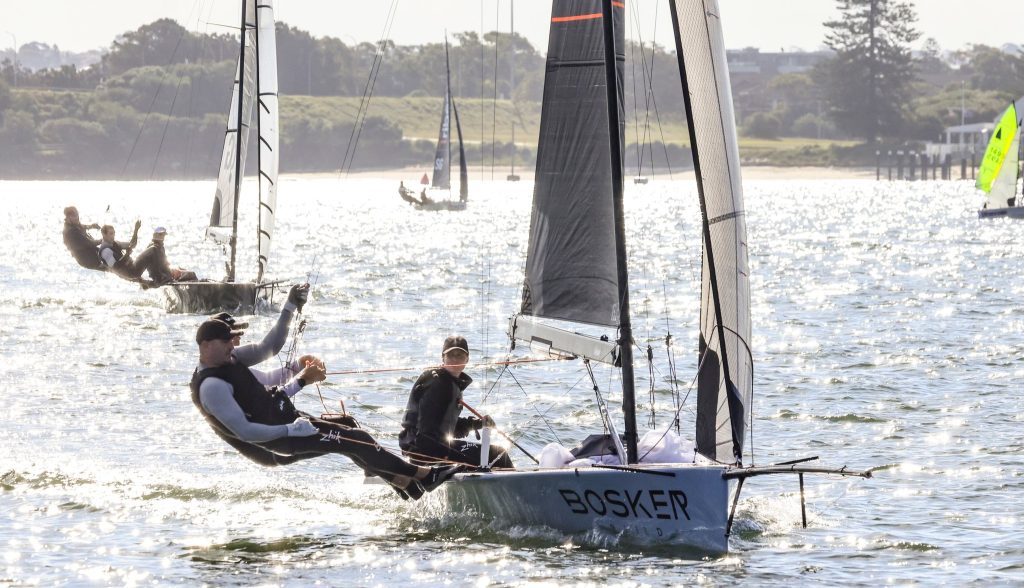 Lee praises a well run team behind their record win - 13ft Skiff